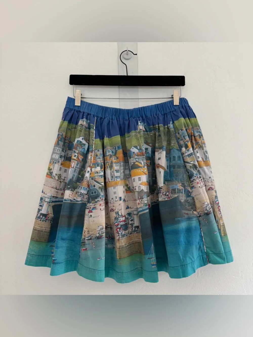 Boden St. Ives Florence Harbour Beach Seaside Scene Printed Pleated A-Line Skirt